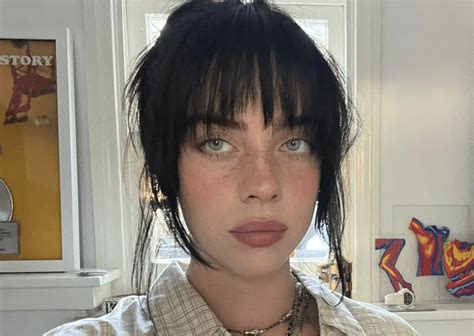 Billie Eilish says she lost 100,000 followers over a picture of her。